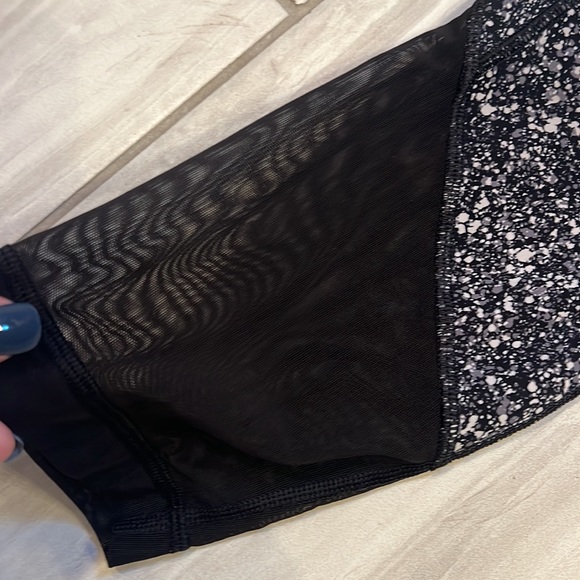 Lululemon Capri Leggings - Picture 2 of 6